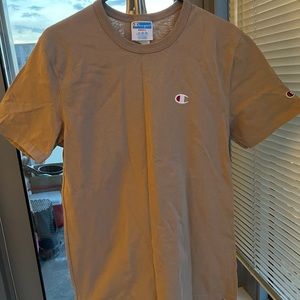 Bundle of 4 Champion tshirt